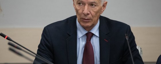 «В одиночку работать сложно». Интервью с _ Михаилом Бирюковым